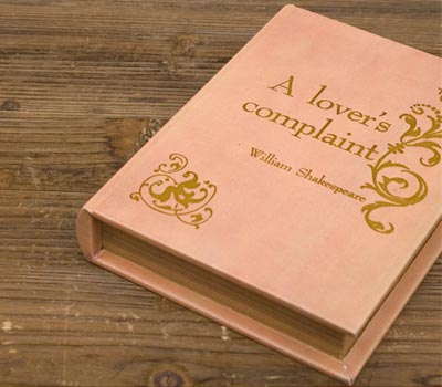 アンティーク調洋書小物入れSサイズイメージ、loverscomplaint