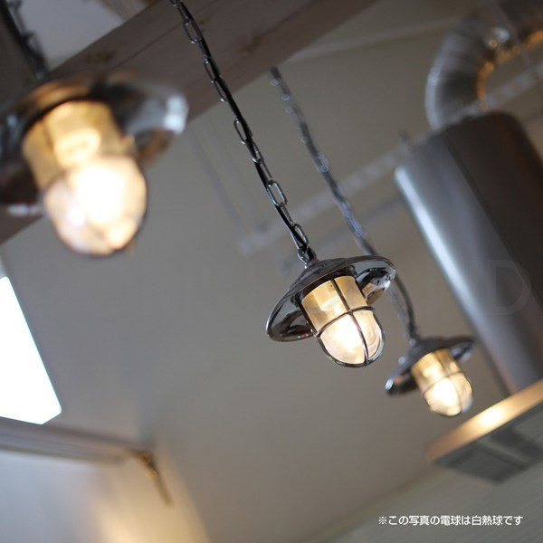 真鍮ペンダントライトの使用例、700363