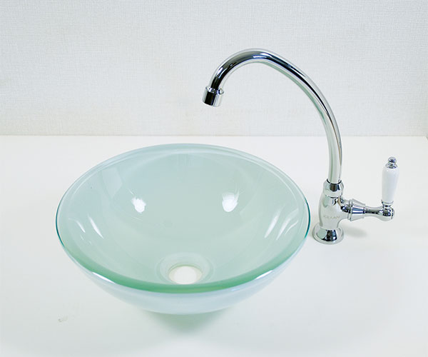乳白色ガラス製洗面ボウル　φ300の小さめの丸型ガラス手洗い器。