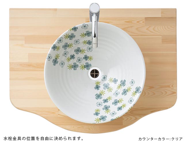 水栓の位置が決められる木製カウンターその2