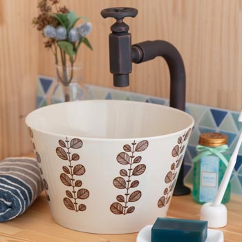 かわいい手洗器Cuboハインモデルの施工例