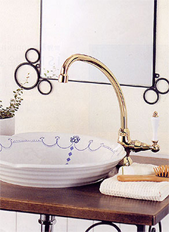 水栓と洗面ボウル置き型イメージ
