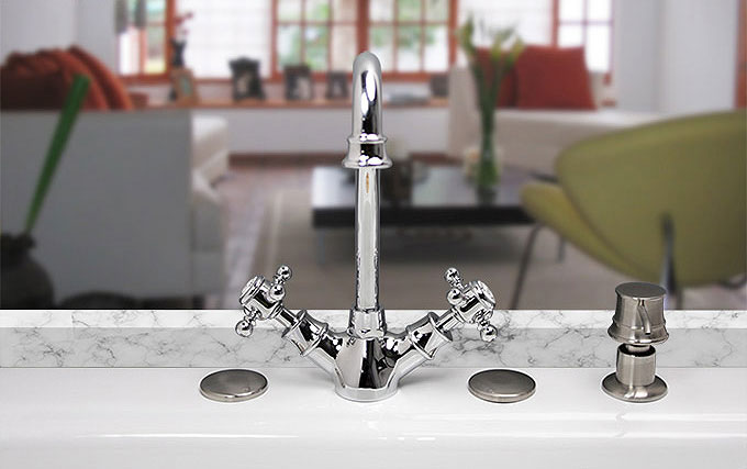 混合水栓　アメイジアキッチン・エスパ クローム色の設置例